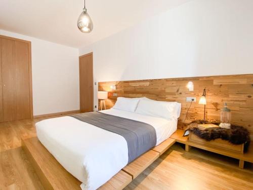 Arinsal Appartement | Iconic - A Pie De Pistas En 1 Minuto - Terraza con Vistas al Valle Arinsal - Parking Gratis l by BonesVacances