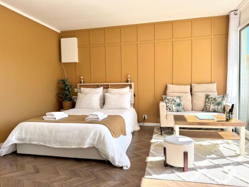 Courseulles-sur-Mer Appartement | Idéal couple - La Petite Oasis - 10min à pieds du centre ville & plage - 2km du Centre Juno Beach - 23min du Mémorial de Caen - wifi gratuit