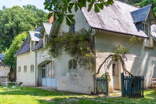 Gennes-Val-de-Loire Maison | Idéal Groupes 3 Gîtes, 4 Chambres - Bord de Loire