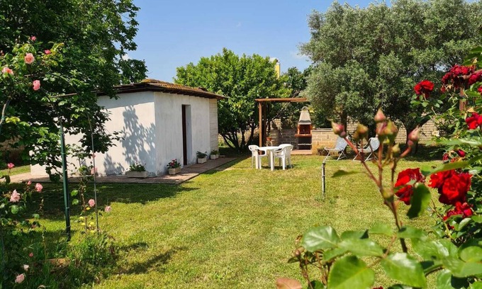 Zona XLIX Santa Maria di Galeria Maison | ID 22479 Mini house in the green quiet Roman countryside animals allowed