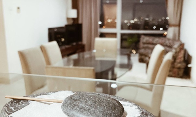 Gading Appartement | Cozy Luxury Condo in City Central