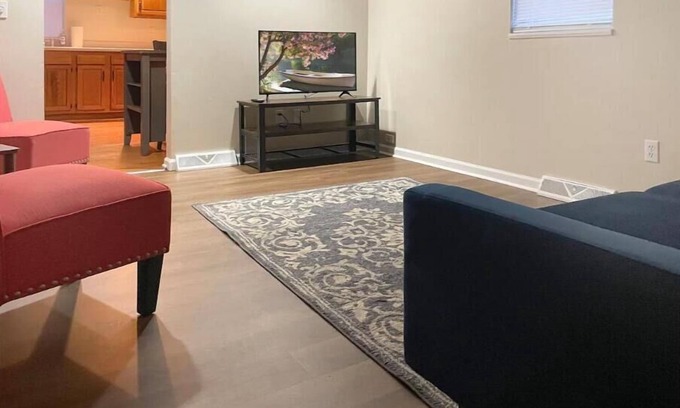 Indiana Appartement | Ideal 2BR/1BA Apartment: Near IUP & More!