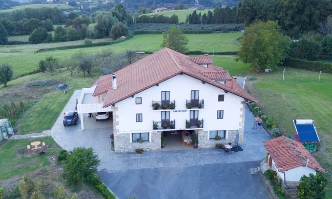 Gautegiz Arteaga Maison | Ideal accommodation (Agro) in the heart of Urdaibai