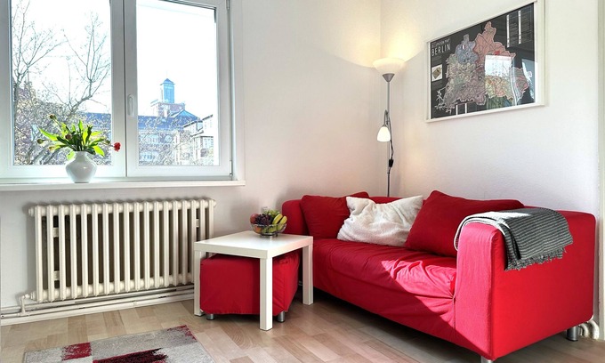 Tempelhof Appartement | "IDEAL" - Berlin for Two