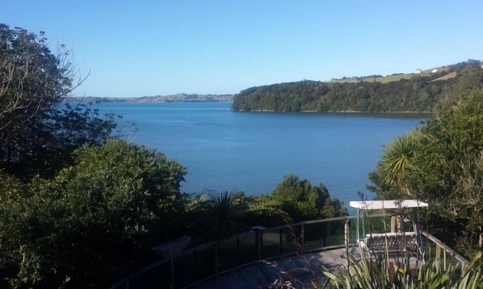 Tawharanui Maison | Ideal Coastal Retreat with something for everyone