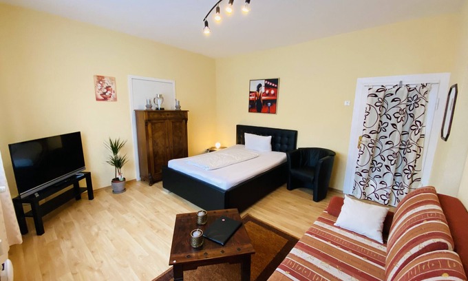 Sankt Kilian Appartement | Ideal for commuters or fitters on 27 square meters in Schleusingen for up to 2 people