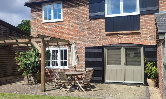 Upper Dicker Cottage | Idéal pour les couples ou les familles, une retraite à la campagne près de la côte et de Lewes