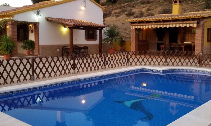 Almogia Maison | Idéal pour les familles. Piscine privée Maison andalouse Très proche de Málaga