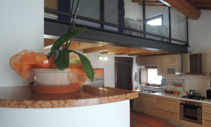 Pescantina Appartement | Idéal pour Spa, gastronomie et oenologie. Petit déjeuner italien inclus sur la rive de la rivière