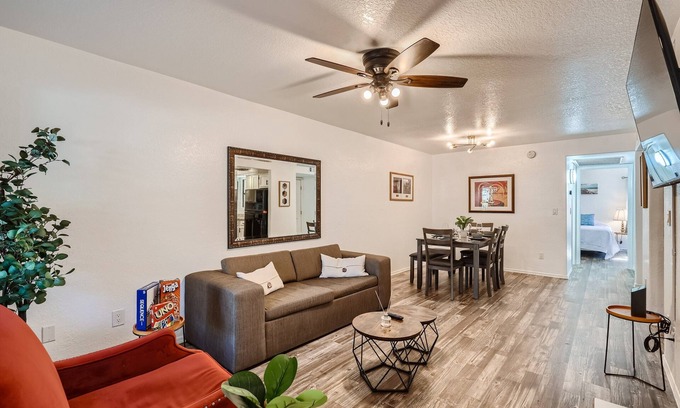 Tucson Appartement | Ideal FULL 2BR Apt H/h Pool, Gym & Mountain Views!
