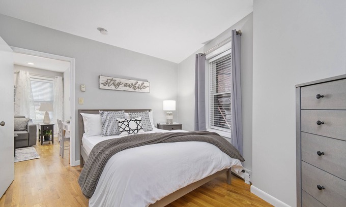 North End Appartement | Ideal North End 1brm Central To Everything