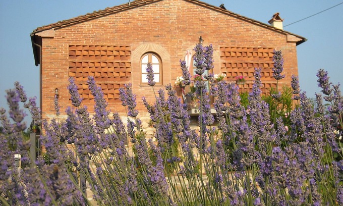 SantʼAndrea di Compito Maison | Position strategique pour visiter la Toscane. Prix degressifs selon la durèe
