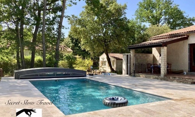 Saint-Didier Maison | Maison idéale en été : piscine, clim, jardin ombragé et pétanque!
