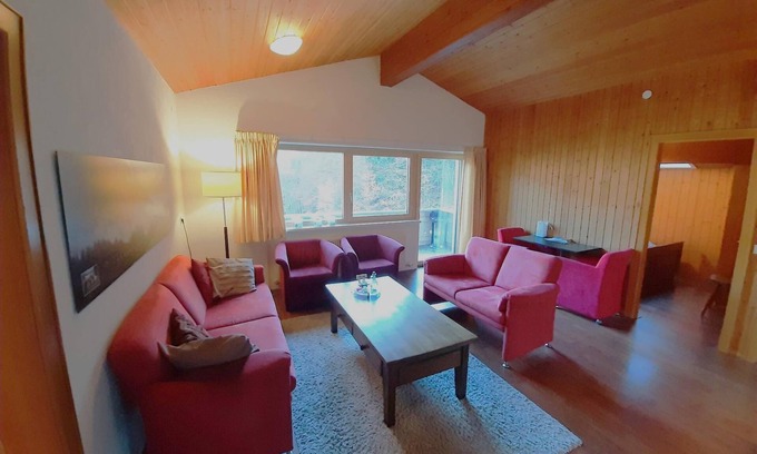 Tschagguns Appartement | Ideale Ferienwohnung für Familien mit 5 Schlafzimmer und 2 Wohnzimmer