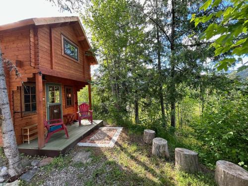 Nelson Maison | Idyllic Cabin Retreat Only 5 Minutes Away From Nelson