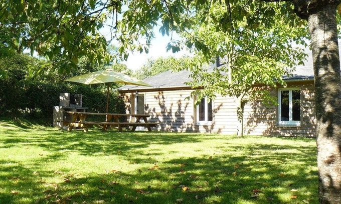 Saint-Leonard-des-Bois Cottage | Gîte de charme Alpes Mancelles: confort, nature, activités plein air, 50% remise canoë-kayak