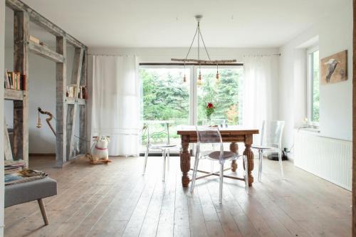 Platschow Maison | Idyllic Home Between Fields And Elbe Dyke