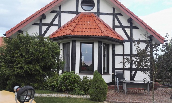 gmina Bedzino Maison | Idyllique au milieu de la nature au bord du lac Jamnosee, pour les familles avec des chiens