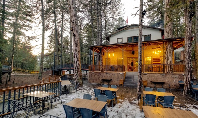 Tosya Maison | Idyllic Retreat in Lakeside Complex in Dipsiz Lake