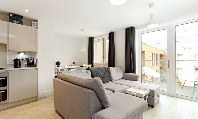 London Borough of Hounslow Appartement | Idyllic Thames riverside 1 bed apartment. SWLondon
