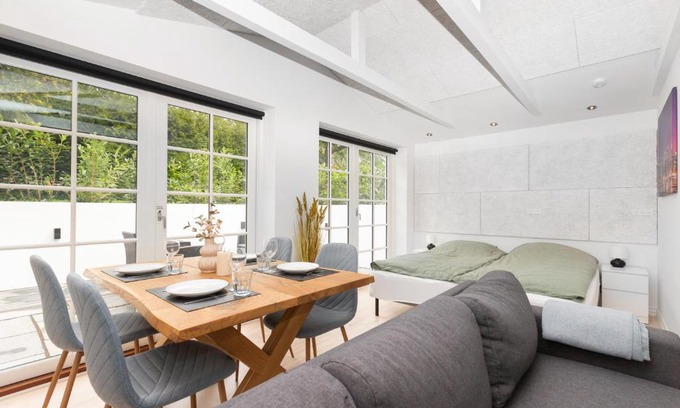 Aarhus Municipality Appartement | Idyllisk lejlighed med plads til 4-personer