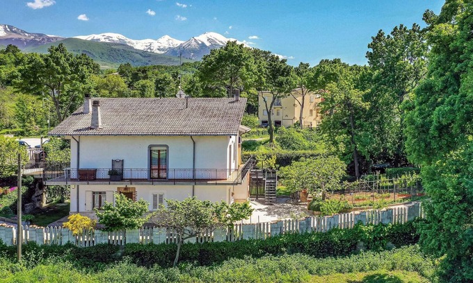 Roccamorice Maison | If you want to spend a vacation with incomparable nature experiences, you are at the right address.