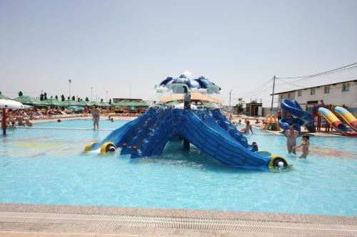 Pielesti Hôtel | Il Capo Tour