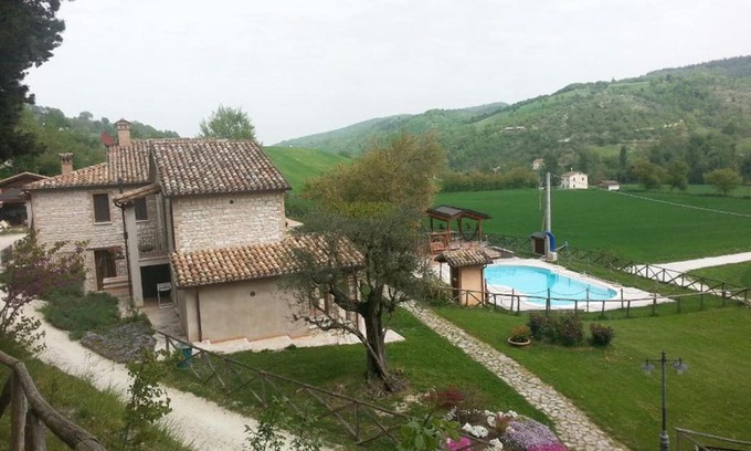 Pergola Maison | Il Casale Società Agricola Semplice di Barattini Pascucci Doriana e C