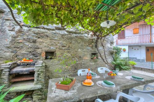 Brovello Appartement | Il Cortiletto di Marina Pet Friendly - Happy Rentals