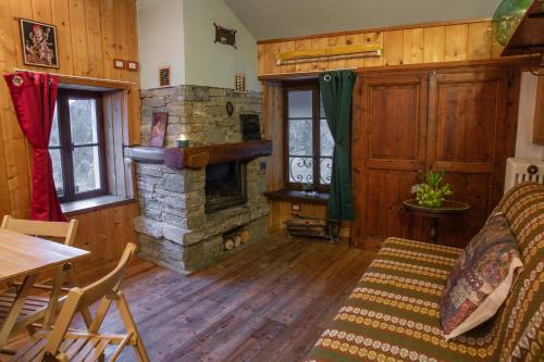Mollia Appartement | il fiume di fianco. appartamento alta valsesia