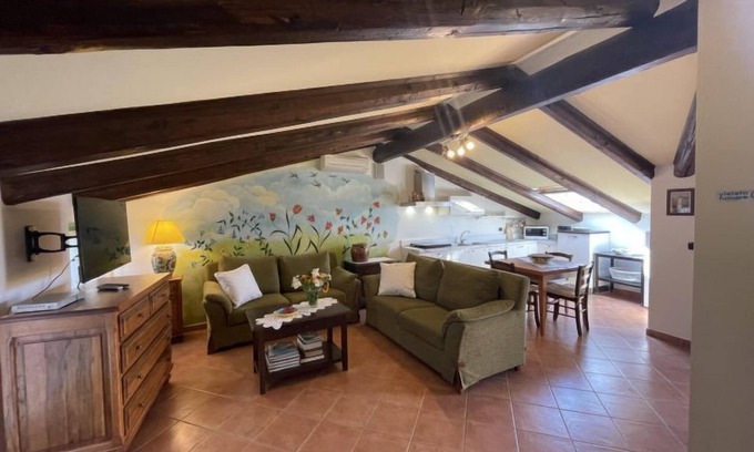 Montechiaro dʼAsti Appartement | Appartement Il Ghiro (AST250) à Asti - 3 personnes, 1 chambres