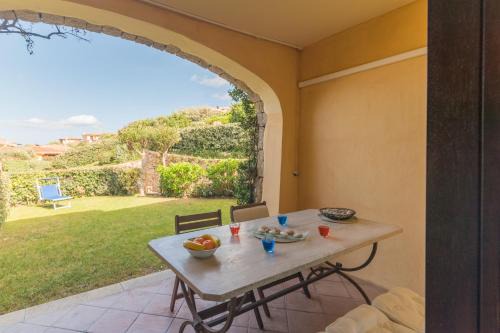 Porto San Paolo Appartement | Il Poggio A3 With Shared Pool - Happy Rentals