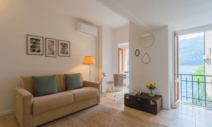 Carate Urio Appartement | Il Porticciolo - Une Chambre Appartement, Couchages 4