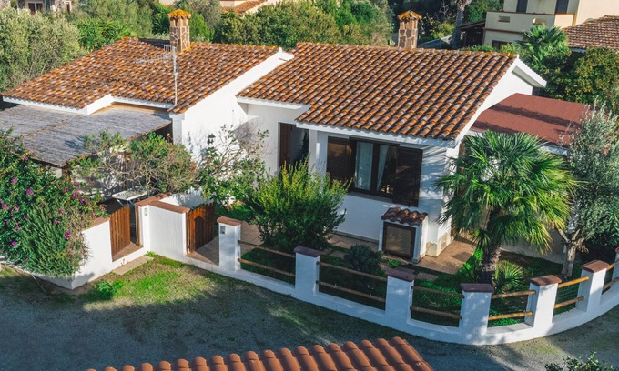 Sant'Anna Arresi Villa | Villa-Supérieure-Salle de bain privée séparée-Vue sur Jardin-Il Sogno case va...