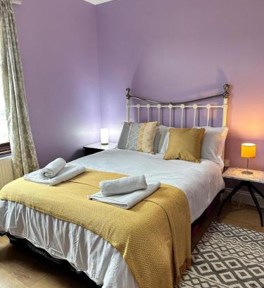 Loxford Maison | Ilford Express Room in East London