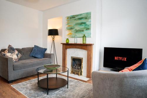 Cribbs Causeway Maison | Imagination by Olauda SA - 3 bed House with Free Parking