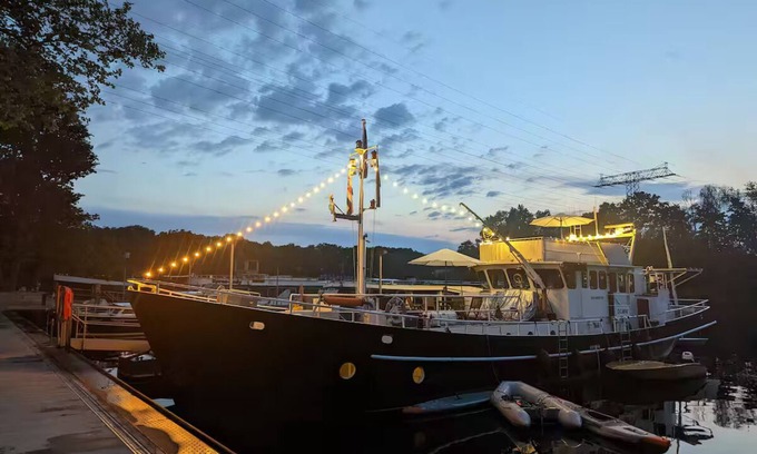 Oberschoneweide Location De Bateaux | imiola: Embrace Life's Call