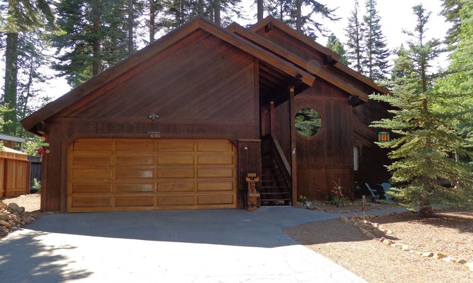 Comstock Acres Maison | Immaculate 3 BR Home Dans un emplacement parfait à Tahoe City