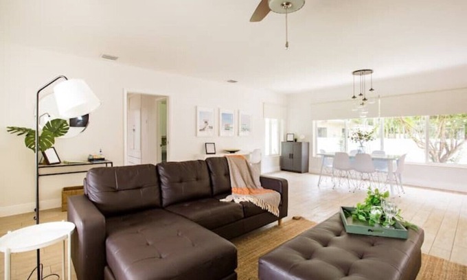 Coral Terrace Maison | Immaculate spacious 3/2 in the heart of Miami, FL