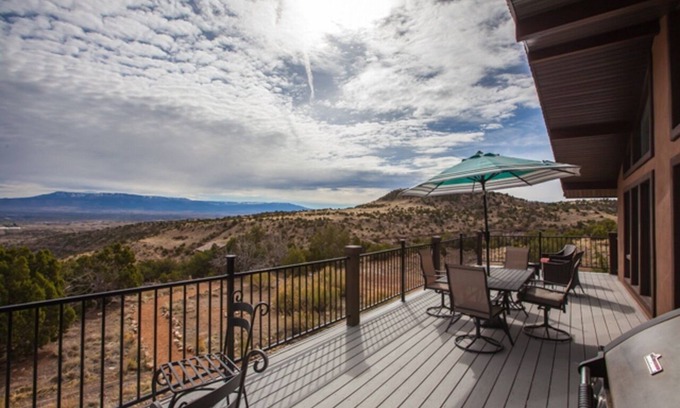 Grand Junction Maison | Immediate access to trails, stunning views, & just minutes from downtown GJ!