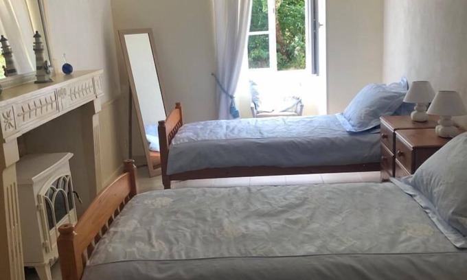 Saint-Palais-de-Phiolin Maison | Impeccable 2-Bed House in Saint-Palais-de-Phiolin