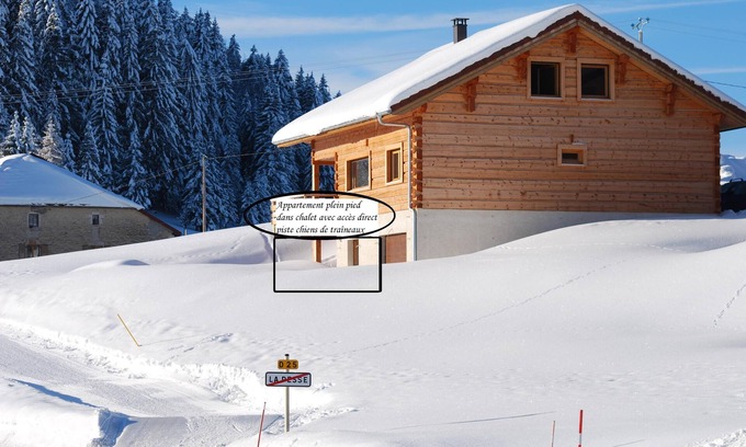 La Pesse Appartement | Dans chalet - appartement - 4 personnes La Pesse JURA