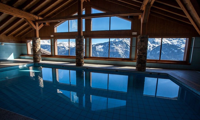 Bisanne 1500 Appartement | Dans chalet MGM standing avec piscine chauffée près du télécabine et des pistes