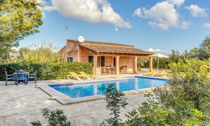 Portopetro Villa | Cadre paisible avec piscine – Casa Rústica
