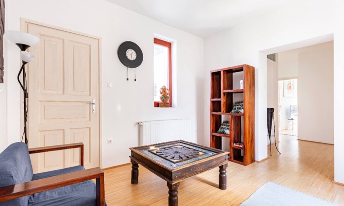 Obuda hegyvideke Appartement | In a quiet part of Buda in a green environment with a panorama of the city