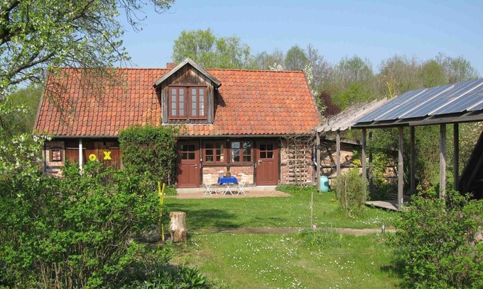 Luckau Maison | dans un endroit du village calme sur un jardin enchanteur et des terres forestières