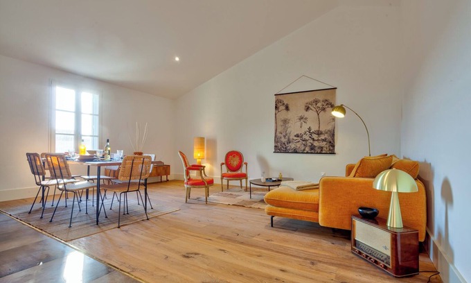 Lunel-Viel Appartement | In a winegrowing estate, 3P of 80m², old charm and modern comfort