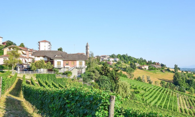 Monforte d'Alba Maison | In beautiful Piedmont welcomes you this cozy vacation apartment.