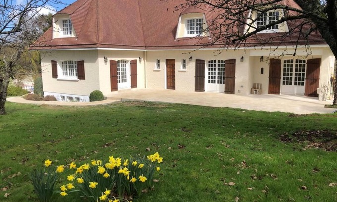 Gonneville-sur-Mer Maison | En pleine campagne, calme et charme, à 3 km de la plage et du centre d'Houlgate