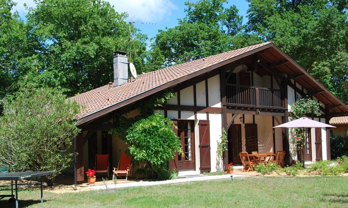 Saint-Vivien-de-Medoc Villa | In the heart of the Médoc, beautiful family home close to the ocean beaches